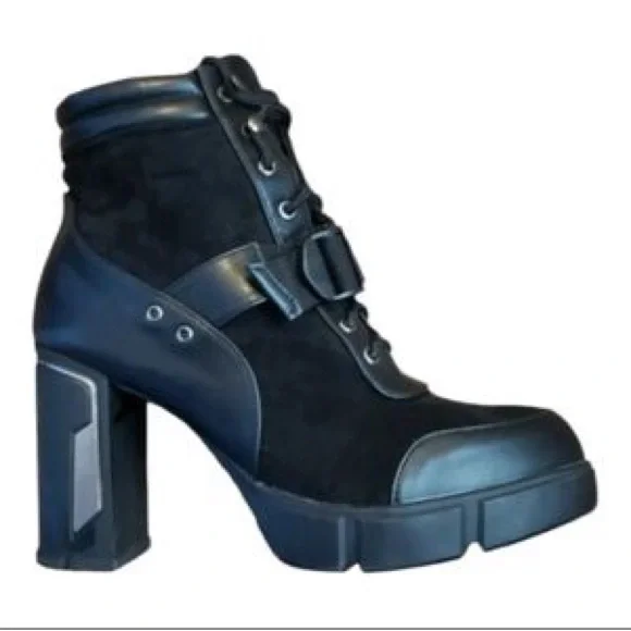 Atalina Black Lace-Up Women's Chunky Heeled Boots - Picture 3 of 6